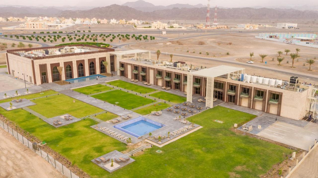 استراحة الفيحاء Al Feyhaa Resthouse Hotel Samail Exterior foto
